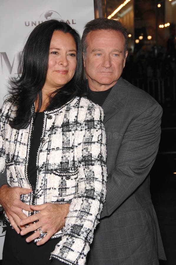 Actor ROBIN WILLIAMS & wife MARSHA GARCES WILLIAMS at the world premiere of his new movie Man of the Year at the Grauman's Chinese Theatre, Hollywood. October 4, 2006 Los Angeles, CA Picture: Paul Smith / Featureflash. Actor ROBIN WILLIAMS & wife MARSHA GARCES WILLIAMS at the world premiere of his new movie Man of the Year at the Grauman's Chinese Theatre, Hollywood. October 4, 2006 Los Angeles, CA Picture: Paul Smith / Featureflash