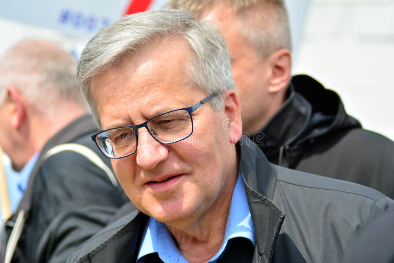 Marszu Polska w Europa? Poprzedni Polski prezydent Bronislaw Komorowski obraz stock