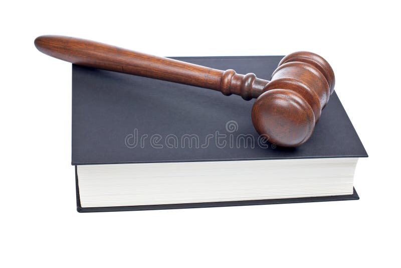 Marteau et livre de loi en bois photo libre de droits