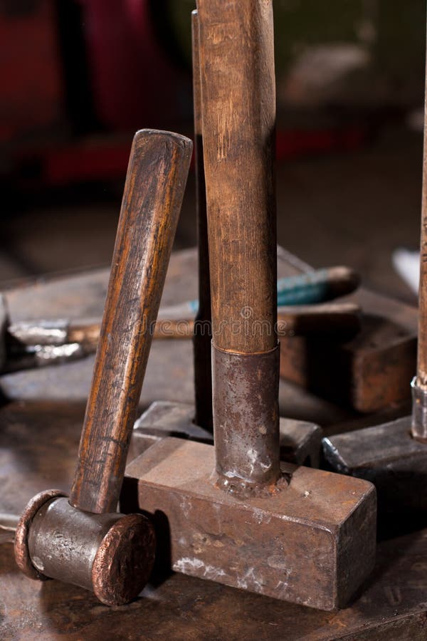 Martello In Legno E Nylon Per Lavorazione Del Cuoio - Strumento Artigianale Per Intaglio E Fai-da-Te - Foto 4