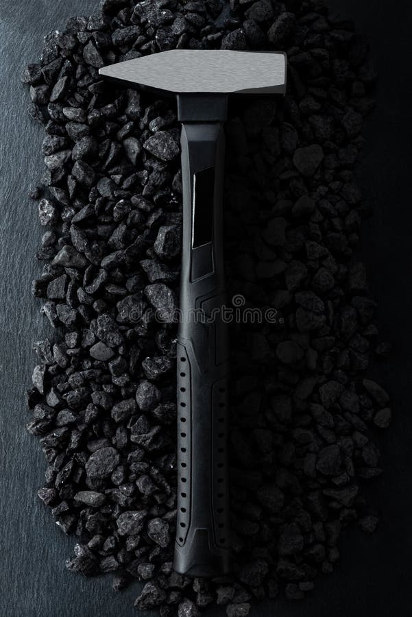 Martello di protezione con mascherina nera rinforzata professionale immagini stock Martello di protezione con mascherina nera rinforzata professionale immagini stock