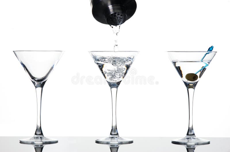 Martini pouring