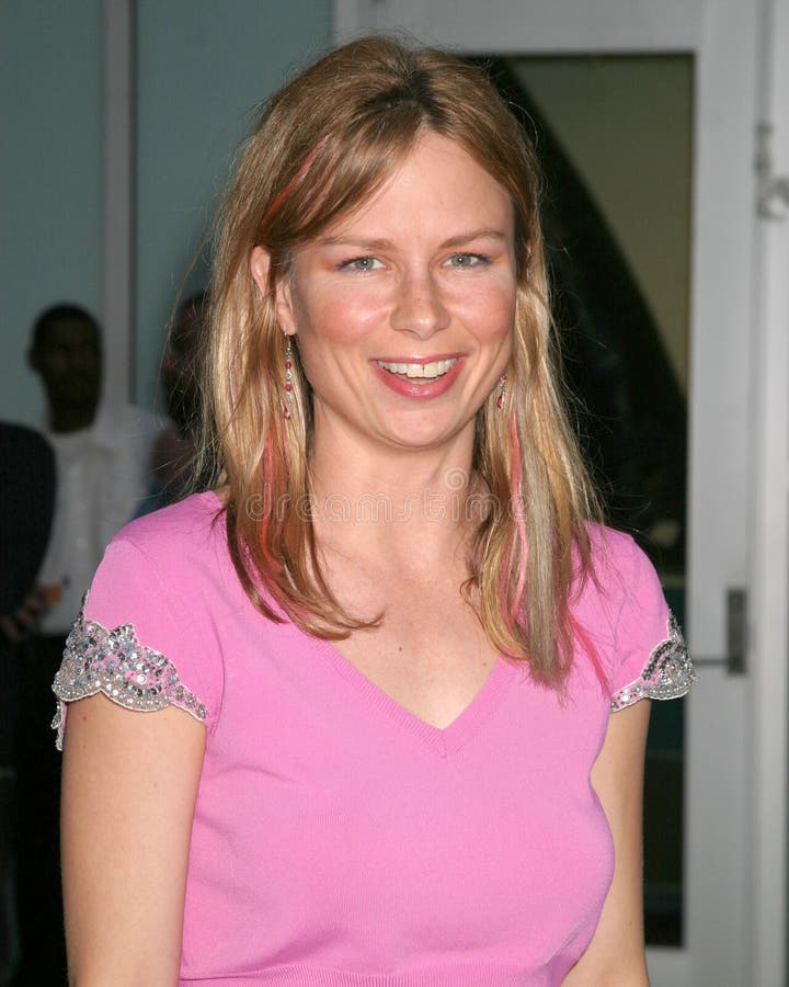Mary Lynn Rajskub editorial photo. Image of skin, mysterious 26359011