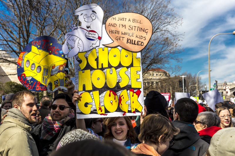 MARZEC 24, 2018: Waszyngton, d C setki tysiące protestują przeciw NRA na Pennsylwania alei Dc, 2nd obraz stock MARZEC 24, 2018: Waszyngton, d C setki tysiące protestują przeciw NRA na Pennsylwania alei Dc, 2nd obraz stock