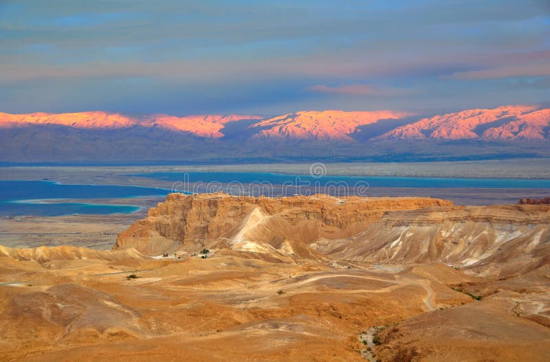 Masada e o mar inoperante, Israel