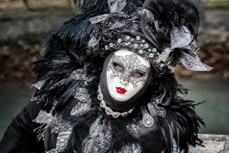 Maschera Nera Stupefacente Di Carnevale Fotografia Editoriale