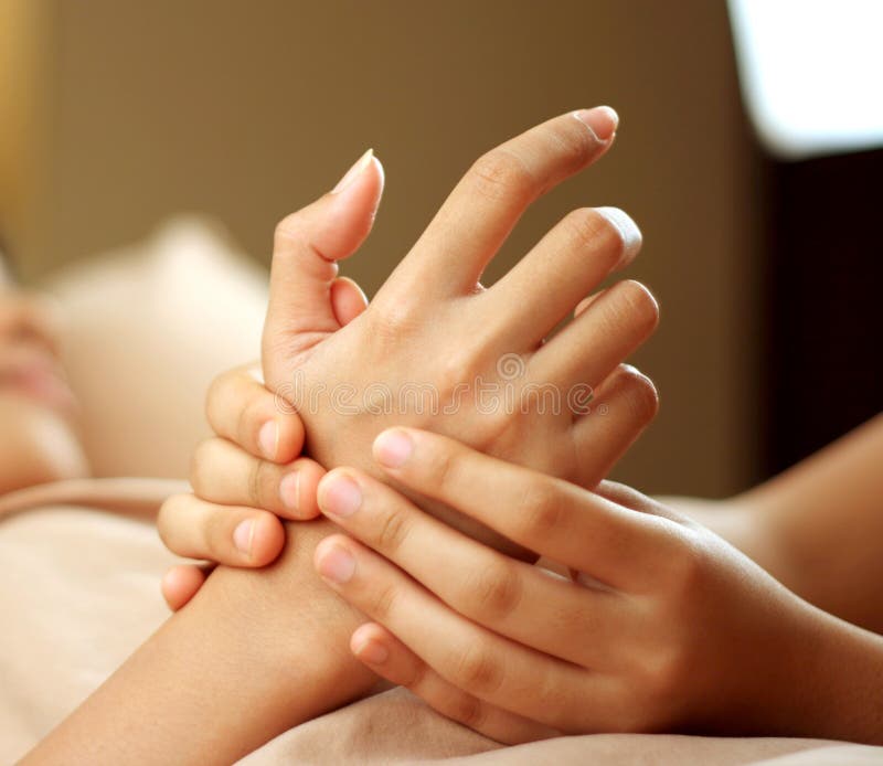 Massagem da mão imagem de stock royalty free Massagem da mão imagem de stock royalty free