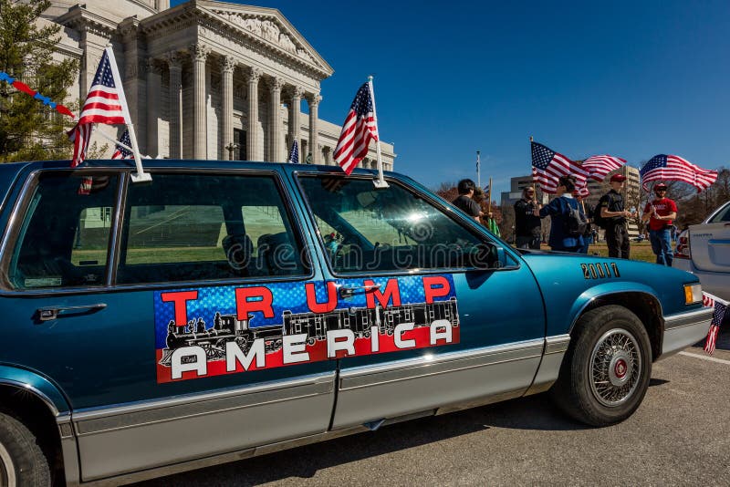 MARCH 4, 2017 - JEFFERSON CITY - TRUMP AMERICA CAR SIGN shows President Trump Supporters At Rally, Jefferson City, State Capitol of Missouri. MARCH 4, 2017 - JEFFERSON CITY - TRUMP AMERICA CAR SIGN shows President Trump Supporters At Rally, Jefferson City, State Capitol of Missouri