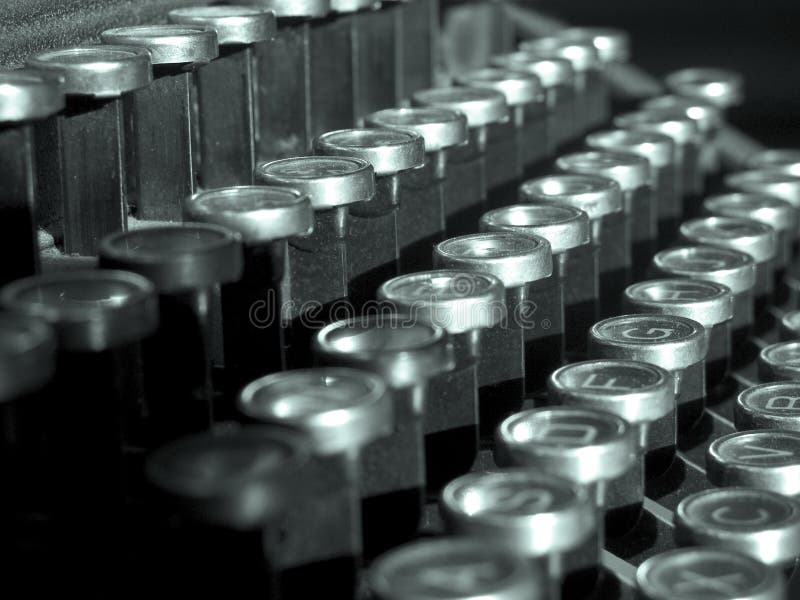 - maszyna do pisania