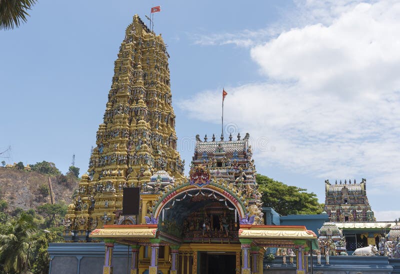 Matale, Sri Lanka: 03/18/2019: Hindu temple with typicla ornate decoration and tower with depictions of the many gods royalty free stock photography Matale, Sri Lanka: 03/18/2019: Hindu temple with typicla ornate decoration and tower with depictions of the many gods royalty free stock photography