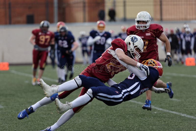 Match de qualification du championnat européen de football américain Russie 2016 contre la Norvège photographie stock Match de qualification du championnat européen de football américain Russie 2016 contre la Norvège photographie stock
