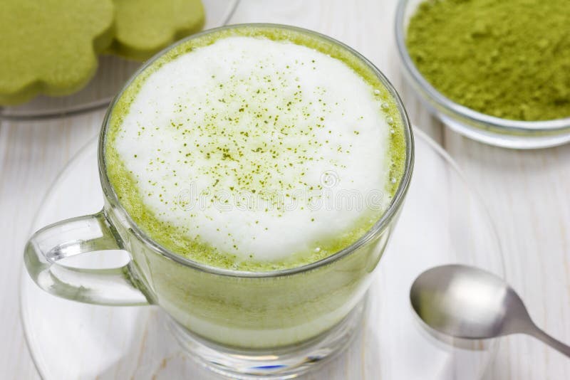 Matcha gren thee latte royalty-vrije stock afbeeldingen