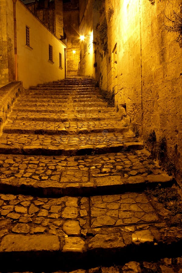 Matera, Italie la nuit - capitale européenne de la culture 2019 images stock Matera, Italie la nuit - capitale européenne de la culture 2019 images stock