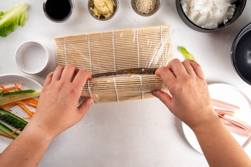 Matlagningsprocess för hememade kimbap vektor illustrationer