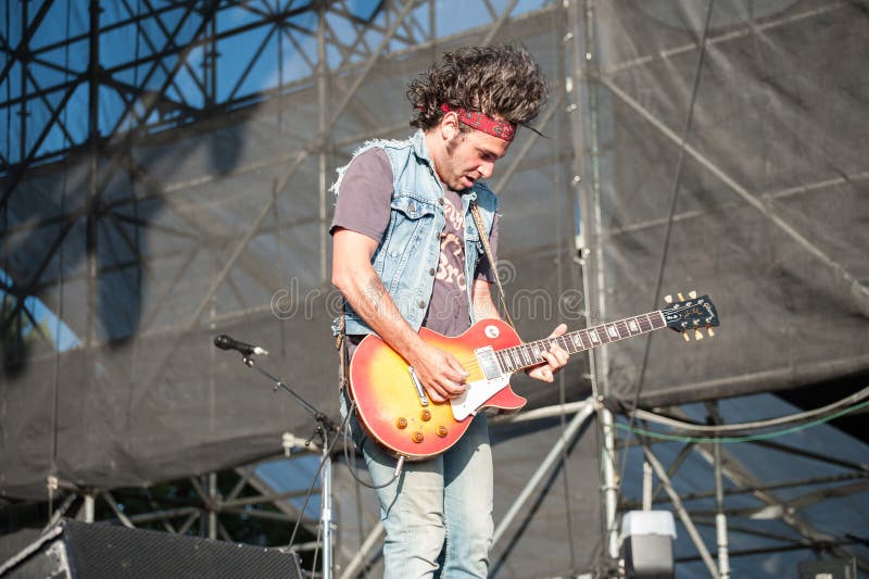 Matt Mays editorial image. Image of guitarist, matt, rock 44477595