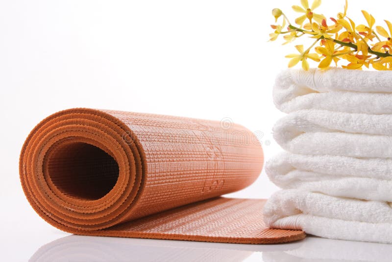 matt orange yoga arkivbilder matt orange yoga arkivbilder
