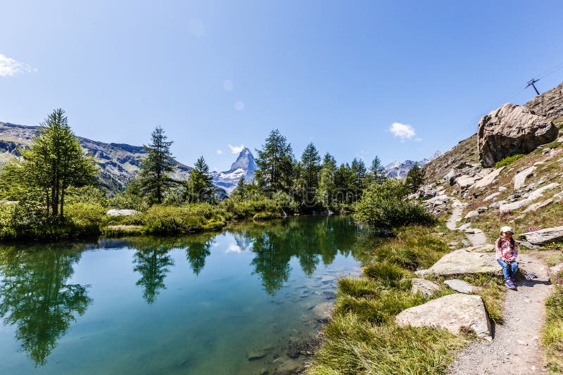 Matterhorn behind a beautiful lake royalty free stock photos