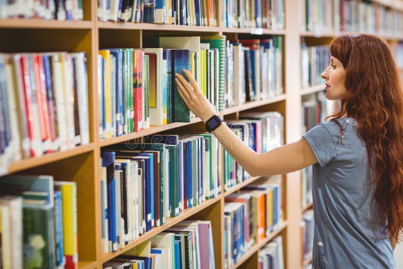 Моя библиотека как я собираю книги. Что надеть в библиотеку. Книга что надеть в библиотеку. Как можно одеться в библиотеку.