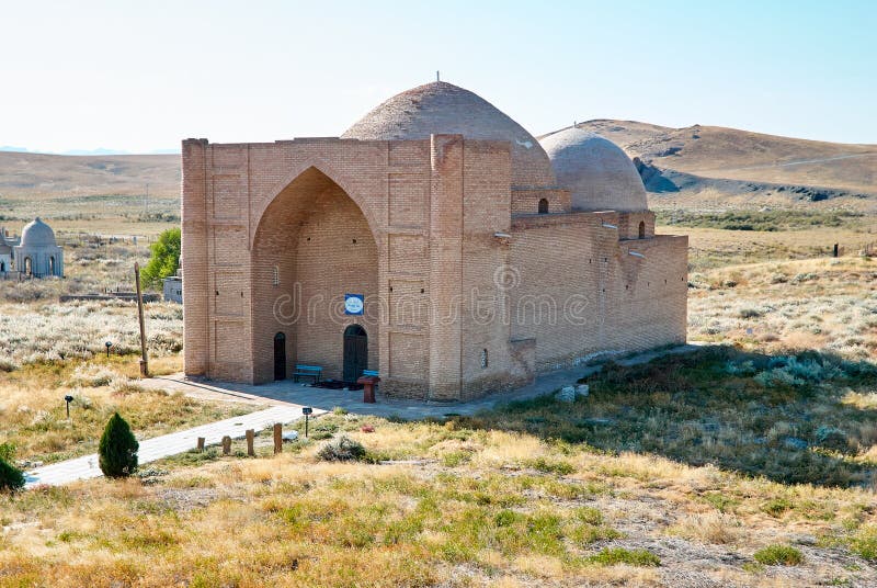 Mausoleo de Khoja Ahmed Yasawi, Turkestan, Kazajistán imagen de archivo libre de regalías Mausoleo de Khoja Ahmed Yasawi, Turkestan, Kazajistán imagen de archivo libre de regalías