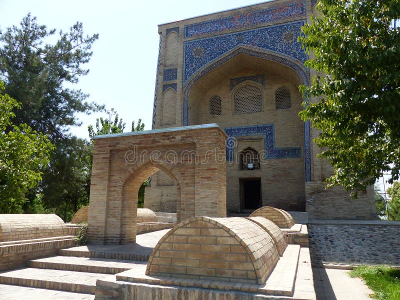 Mausoleum of Kaffal - Shashi with graves outside in Tashkent. Uzbekistan. stock photography Mausoleum of Kaffal - Shashi with graves outside in Tashkent. Uzbekistan. stock photography