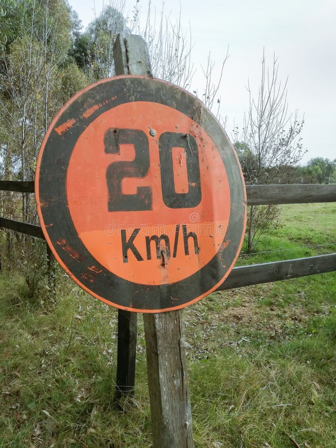 80 km per hour 80 km per hour