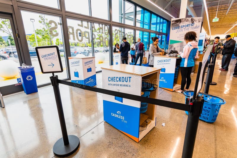 May 26, 2019 Emeryville / CA / USA - Exterior View of Decathlon Sporting  Goods Flagship Store, the First Open in the San Francisco Editorial Stock  Image - Image of international, flagship: 149098989