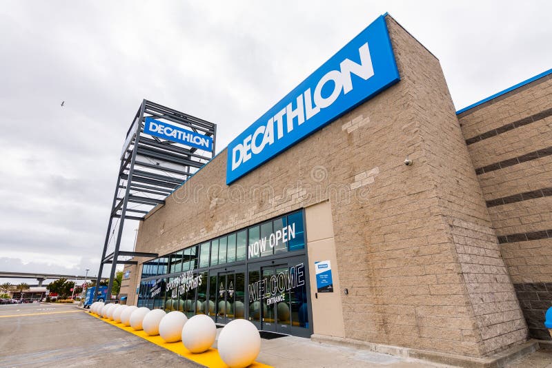 Oct 18, 2019 Emeryville / CA / USA - Close Up of Decathlon Logo on the  Facade of Decathlon Sporting Goods Flagship Store, the Editorial Stock  Photo - Image of firm, flagship: 162476048