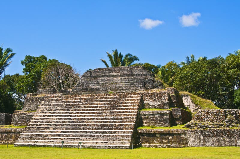 Maya Temple, Altun Ha, Belize royalty free stock images Maya Temple, Altun Ha, Belize royalty free stock images
