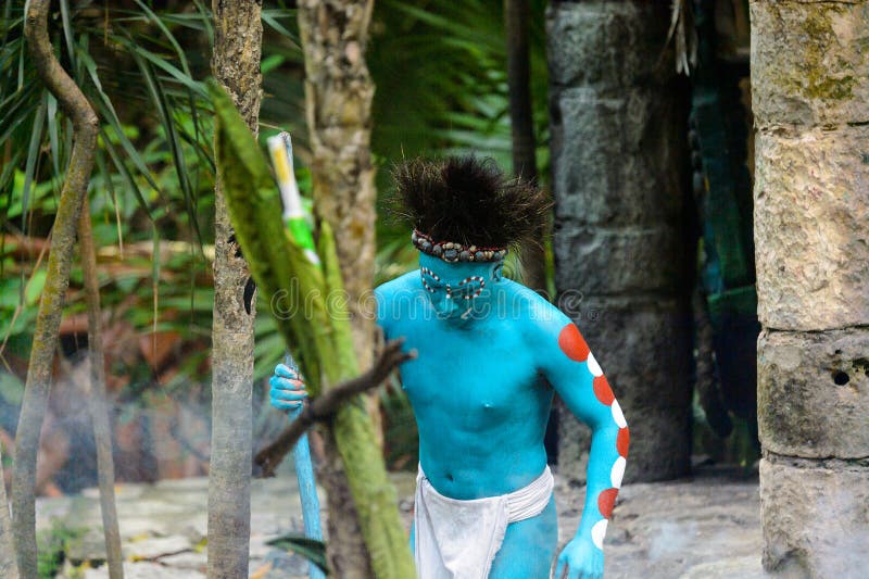 Xcaret Mexico Nov 2015 Unidentified Man Black White Body Paint – Stock  Editorial Photo © Siempreverde #200615690