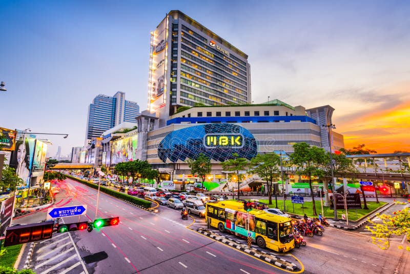 MBK i Bangkok royaltyfria bilder MBK i Bangkok royaltyfria bilder