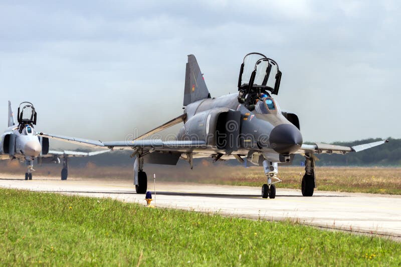 McDonnell Douglas F-4 Phantom II fighter jet plane