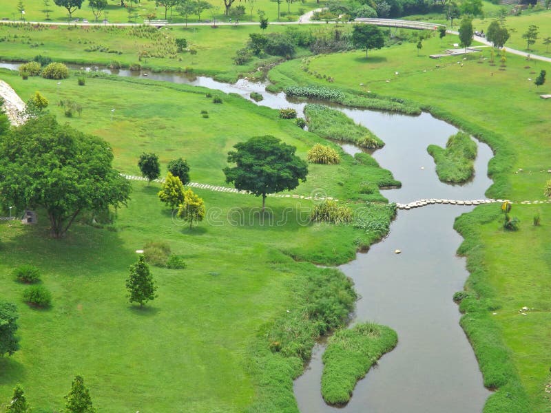 Meandering rzeka - park obraz stock