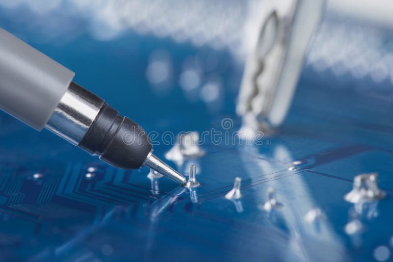 Marine Electronics for Boats, Boating Electronics | Raymarine