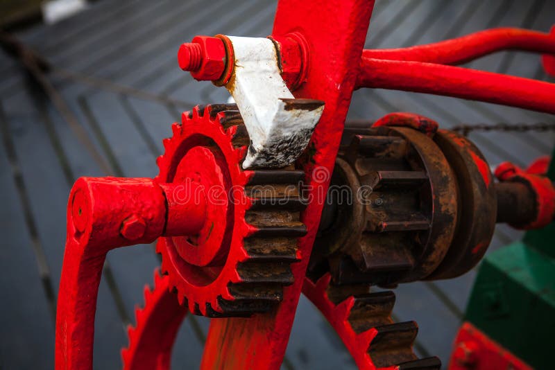 Moinho de vento vermelho imagem de stock. Imagem de paisagem - 15815599