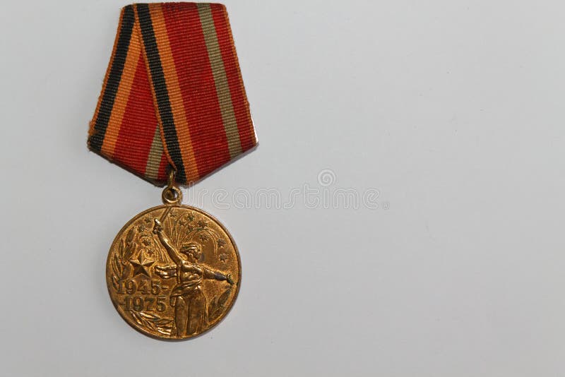 Medalla soviética por 30 años de la Guerra Mundial de la victoria Segunda imagenes de archivo Medalla soviética por 30 años de la Guerra Mundial de la victoria Segunda imagenes de archivo