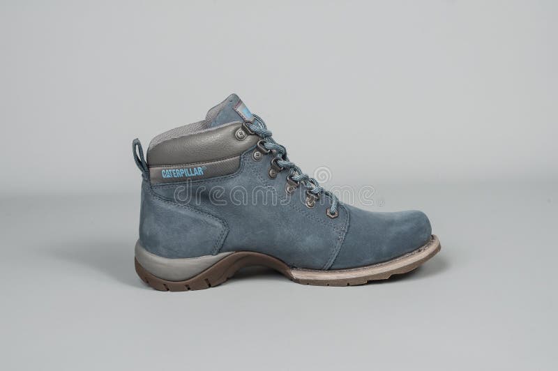 Medellin, Colômbia Marzo 01, 2019: Botas de couro de Caterpillar imagens de stock royalty free Medellin, Colômbia Marzo 01, 2019: Botas de couro de Caterpillar imagens de stock royalty free