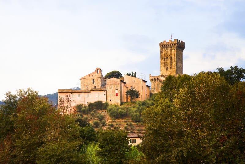 Medeltida citadell av Vicopisano (Italien-Tuscany-Pisa) arkivfoto Medeltida citadell av Vicopisano (Italien-Tuscany-Pisa) arkivfoto