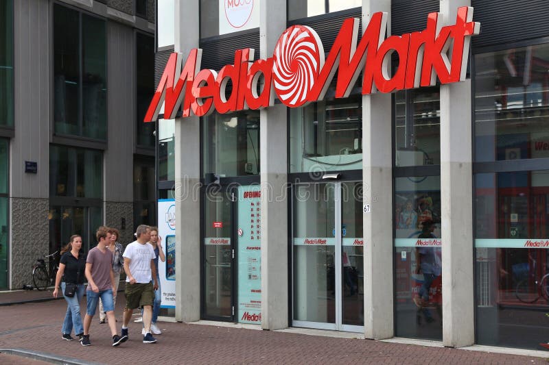 MediaMarkt - Media Markt storefront in Eindhoven NL - Media Markt is a  German multinational chain of consumer electronics stores with over 1000  stores Stock Photo - Alamy