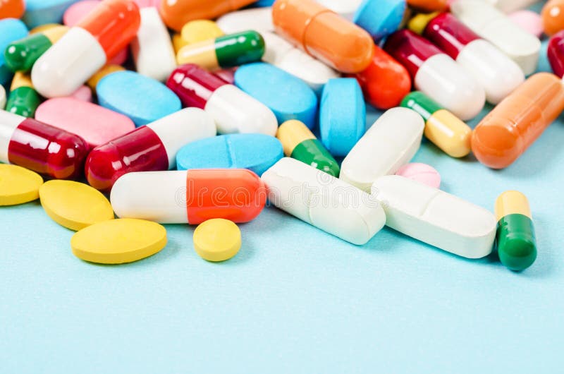 A medicina genérica da prescrição droga comprimidos e o pharmaceu sortido fotos de stock royalty free A medicina genérica da prescrição droga comprimidos e o pharmaceu sortido fotos de stock royalty free