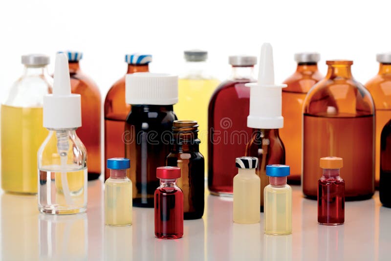 P?ldoras de la medicina foto de archivo. Imagen de cristal 156147806