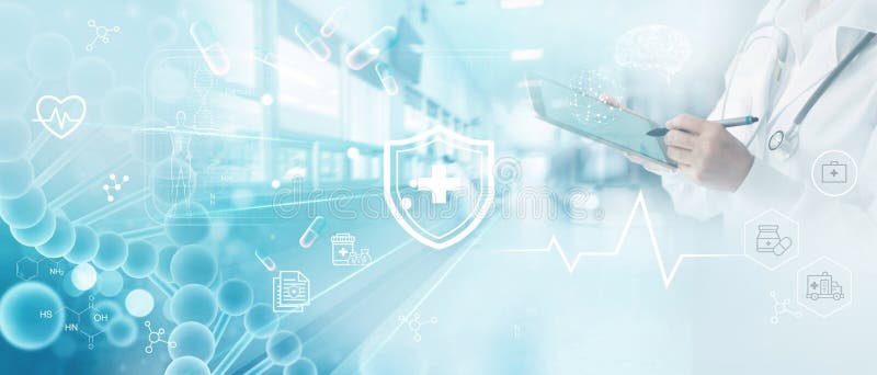 Medicindoktorn skriver den elektroniska sjukdomshistorien på minnestavlan Dna Digital sjukvård och att knyta kontakt anslutning p royaltyfri bild