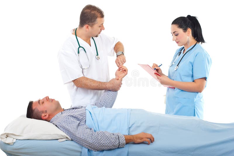 Medico che cattura impulso paziente fotografia stock Medico che cattura impulso paziente fotografia stock