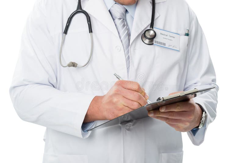 Medico nelle camice, scrive alla cartella, foto del dettaglio immagine stock Medico nelle camice, scrive alla cartella, foto del dettaglio immagine stock