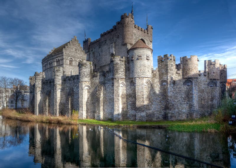 Středověký Hrad Gravensteen v Gentu, Belgie.