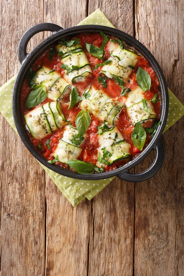 Mediterranean Zucchini Rolls with Ricotta and Herbs Baked in Tomato ...