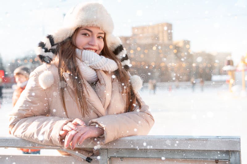 Medium Shoot Portrait of Romantic European Lady Wears Long Stylish ...