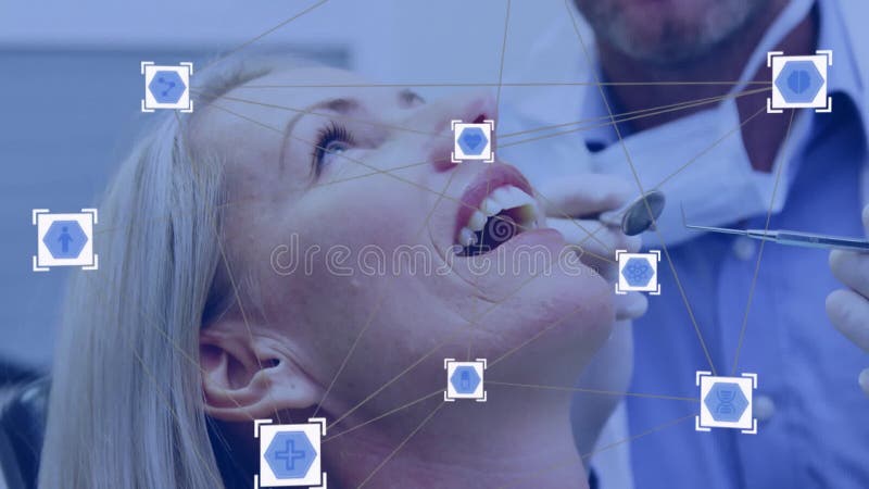 Medizinische Icons und Netzwerkverbindungen Animation über Frauen, die eine zahnärztliche Behandlung erhalten stock footage