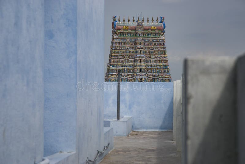 Madurai, Tamil Nadu, India - October 21, 2010: The dazzling Meenakshi Amman Temple royalty free stock images Madurai, Tamil Nadu, India - October 21, 2010: The dazzling Meenakshi Amman Temple royalty free stock images