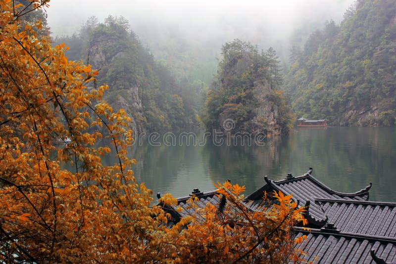 Meer Baofen, China royalty-vrije stock afbeeldingen Meer Baofen, China royalty-vrije stock afbeeldingen
