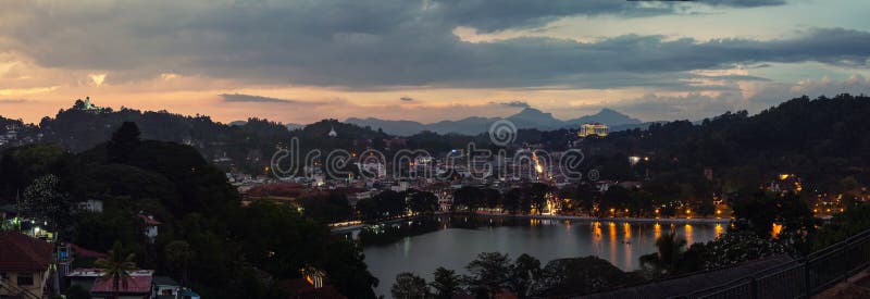 Meer in Kandy, Sri Lanka royalty-vrije stock foto's